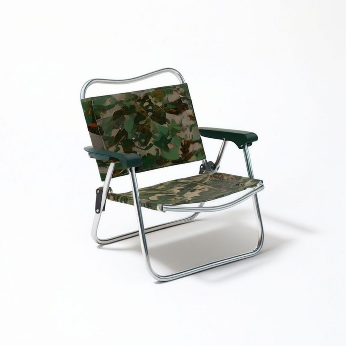 Klappstuhl mit Armlehnen, Tarnmuster, 58 x 62 x 78 cm, Aluminium und Polyester